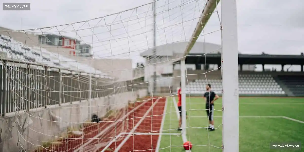 必一球拍挥动间，释放所有压力与不甘！🎱